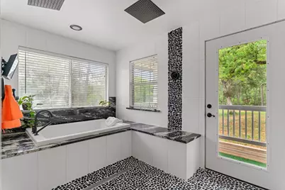 129 Valley Spur, Smithville, TX 78957 - Photo 23