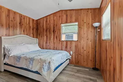 129 Valley Spur, Smithville, TX 78957 - Photo 33