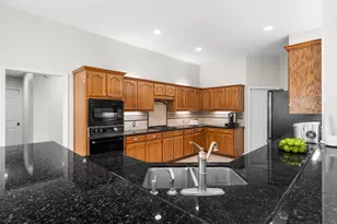 819 Blue Spring Cir, Round Rock, TX 78681 - Photo 11