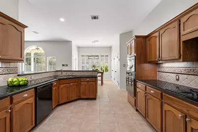 819 Blue Spring Circle, Round Rock, TX 78681 - Photo 13