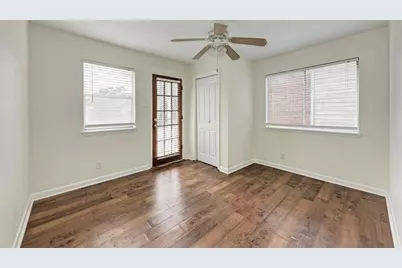 1010 W 23rd Street #2, Austin, TX 78705 - Photo 9