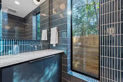 1709 Willow Street #2, Austin, TX 78702 - Photo 17