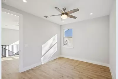 4801 Prock A Lane #A, Austin, TX 78721 - Photo 15