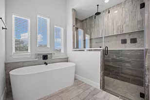 225 Spicewood Trails Dr, Spicewood, TX 78669 - Photo 17