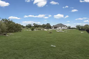 225 Spicewood Trails Dr, Spicewood, TX 78669 - Photo 25