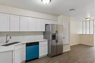 7308 Salt Springs Dr, Austin, TX 78744 - Photo 11