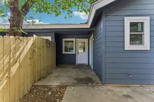 7308 Salt Springs Dr, Austin, TX 78744 - Photo 23