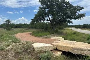 682 Evergreen Cir, Round Mountain, TX 78663 - Photo 17