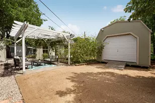 1416 Corona Dr, Austin, TX 78723 - Photo 5