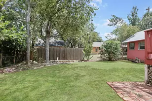 304 Woodstone Dr, Georgetown, TX 78628 - Photo 31