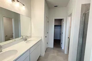 136 Hazy Vw Rd, San Marcos, TX 78666 - Photo 5