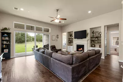 530 Hawthorne Loop, Driftwood, TX 78619 - Photo 11