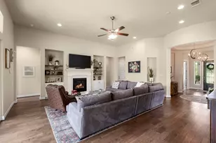 530 Hawthorne Loop, Driftwood, TX 78619 - Photo 9