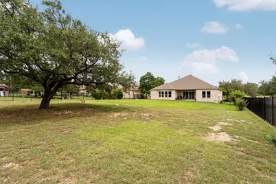 530 Hawthorne Loop, Driftwood, TX 78619 - Photo 39