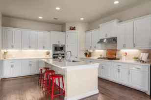 530 Hawthorne Loop, Driftwood, TX 78619 - Photo 15