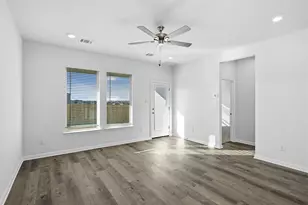 113 Hatari Trl, Jarrell, TX 76537 - Photo 9