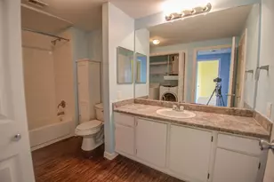 2320 Gracy Farms Ln, Austin, TX 78758 - Photo 17