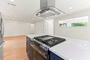 2914 Loyola Ln, Austin, TX 78723 - Photo 23