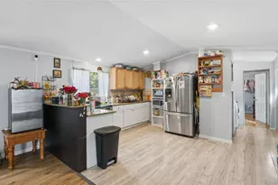 181 Dobie Dr, Wimberley, TX 78676 - Photo 5