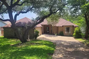 128 Long Wood Ave, Lakeway, TX 78734 - Photo 1
