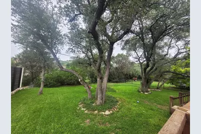 128 Long Wood Avenue, Lakeway, TX 78734 - Photo 3