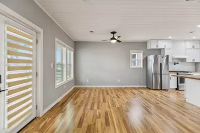 2902 Katy Street, New Braunfels, TX 78130 - Photo 7