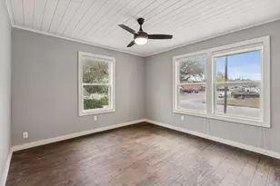 2902 Katy St, New Braunfels, TX 78130 - Photo 9