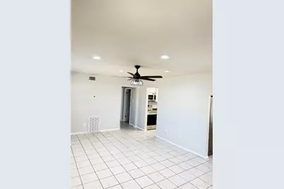 1403 Alcoa Avenue, Rockdale, TX 76567 - Photo 7