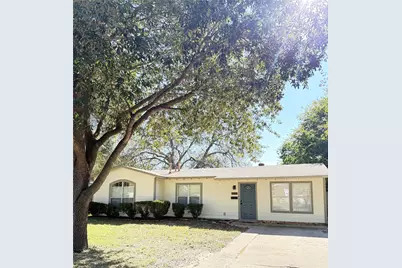 1403 Alcoa Avenue, Rockdale, TX 76567 - Photo 1