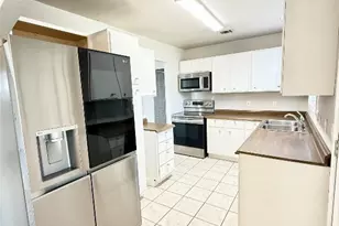 1403 Alcoa Ave, Rockdale, TX 76567 - Photo 11