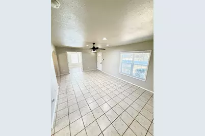 1403 Alcoa Avenue, Rockdale, TX 76567 - Photo 5