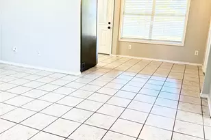 1403 Alcoa Ave, Rockdale, TX 76567 - Photo 5