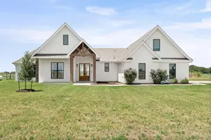 1060 Hackberry Rd, Salado, TX 76571 - Photo 1