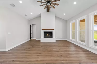 1060 Hackberry Road, Salado, TX 76571 - Photo 5