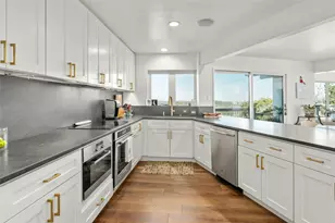 1000 Redbud Trail, West Lake Hills, TX 78746 - Photo 5