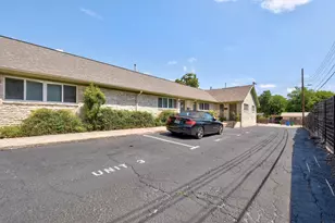 1311 E 52nd St, Austin, TX 78723 - Photo 19