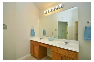 1819 Rosenborough Ln N, Round Rock, TX 78665 - Photo 13