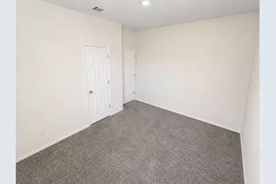 2105 Town Centre Drive #60, Round Rock, TX 78664 - Photo 11