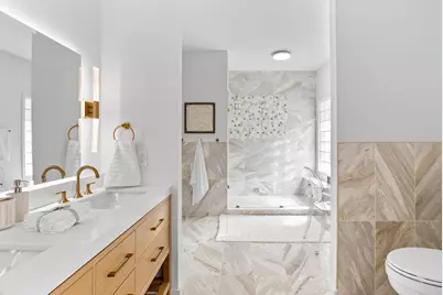 113 Royal Oaks Drive, Rockport, TX 78382 - Photo 9