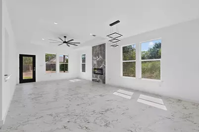 114 W Pauwela Lane, Bastrop, TX 78602 - Photo 5