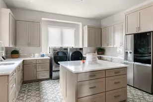 611 Casasanta Trl, Lakeway, TX 78738 - Photo 17