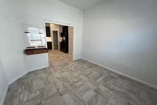 528 Elm Green St, Hutto, TX 78634 - Photo 17