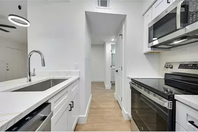 202 E 45th Street #103, Austin, TX 78751 - Photo 13