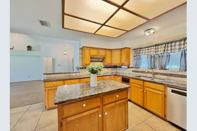 224 Crooked Hollow Drive, Elgin, TX 78621 - Photo 9