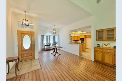 224 Crooked Hollow Drive, Elgin, TX 78621 - Photo 5