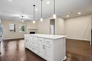 454 Patriot Dr, Buda, TX 78610 - Photo 9