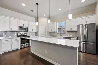 454 Patriot Drive, Buda, TX 78610 - Photo 13