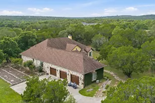 8121 Bluff Trail, Austin, TX 78737 - Photo 33