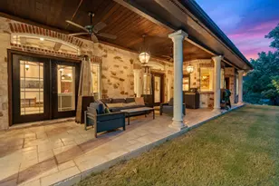 8121 Bluff Trail, Austin, TX 78737 - Photo 33