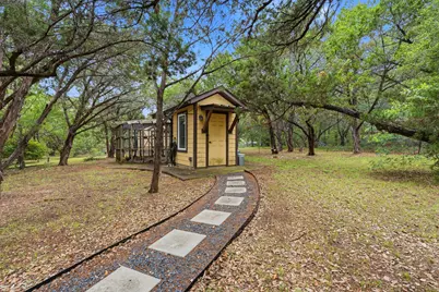 8121 Bluff Trail, Austin, TX 78737 - Photo 35